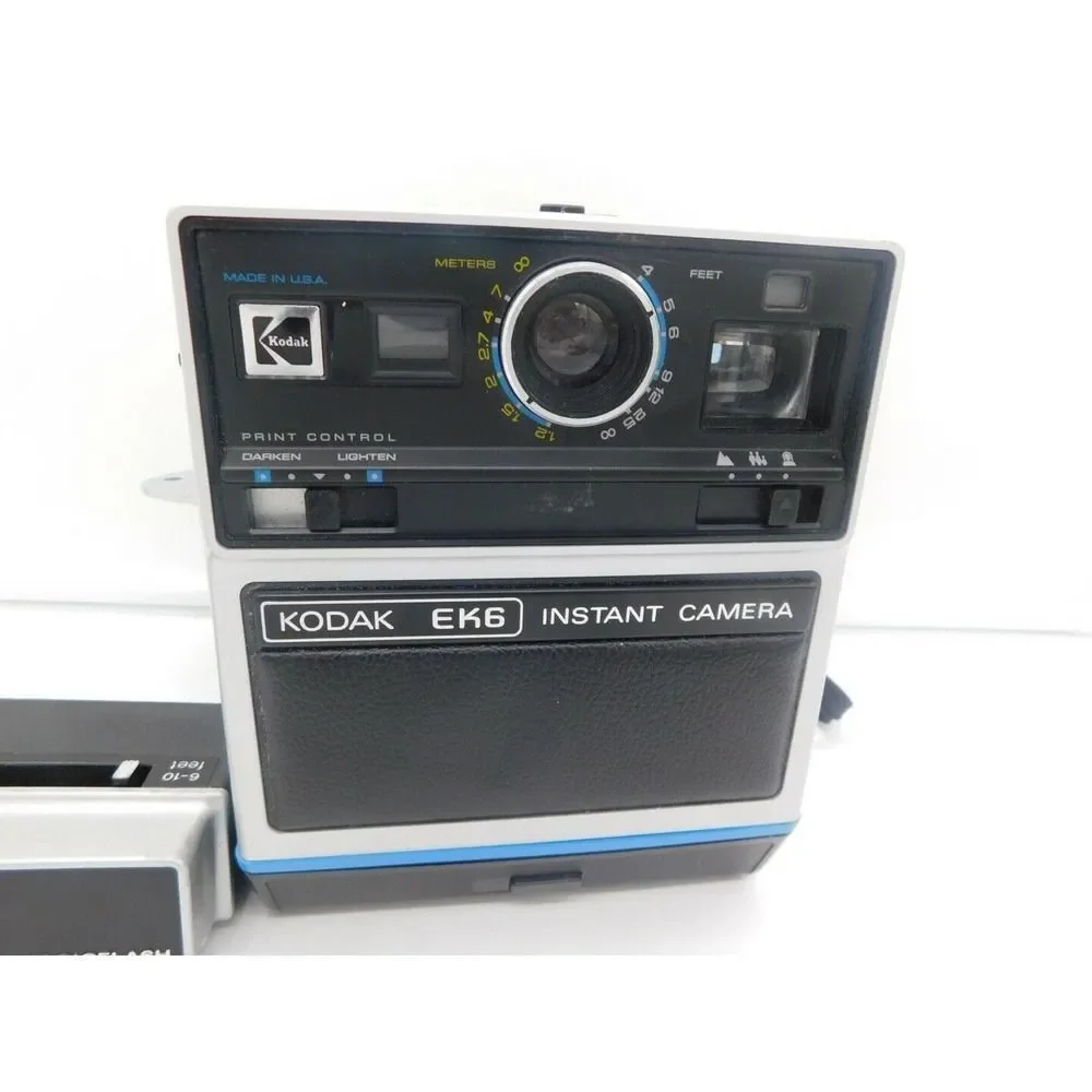 Kodak EK6 Instant Film Camera with ITT MagicFlash And Carrying Case And Film